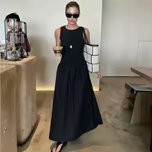 Elegance in Motion: Women's Sleeveless Long Dress