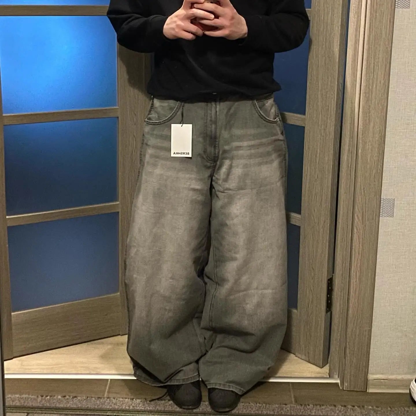 Zenvybe Baggy Jeans - Vintage Chic with Multiple Pockets